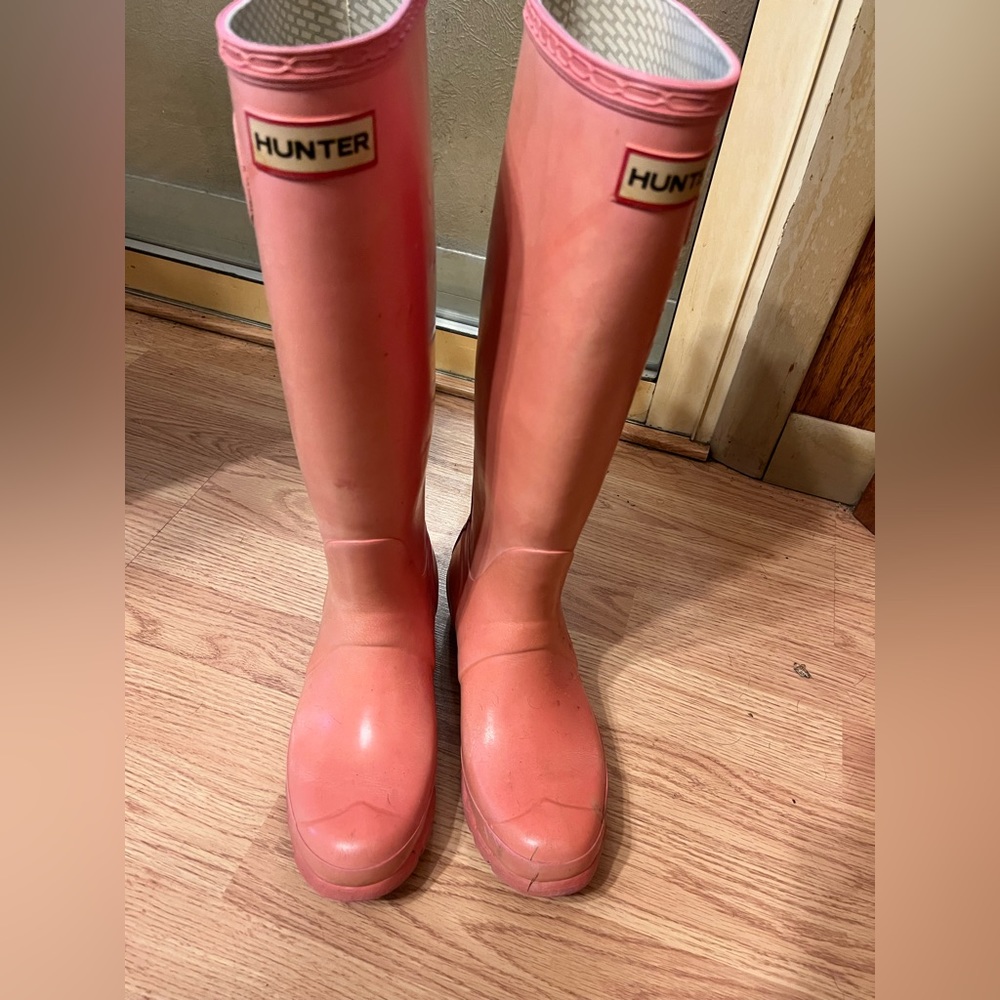 Women’s Hunter Rain Boots Size 7